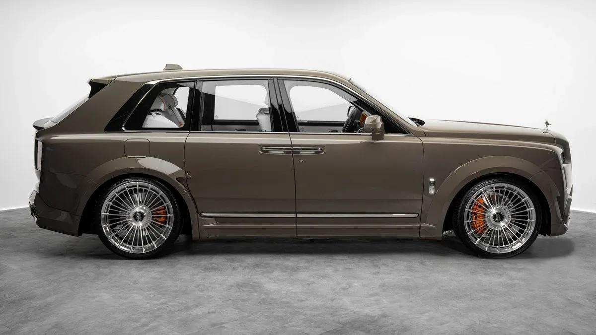 2026 Rolls-Royce Cullinan angeboten von einem Fachhändler in Dubai, Vereinigte Arabische Emirate, Foto 5 von 25