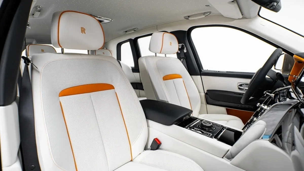 2026 Rolls-Royce Cullinan angeboten von einem Fachhändler in Dubai, Vereinigte Arabische Emirate, Foto 20 von 25
