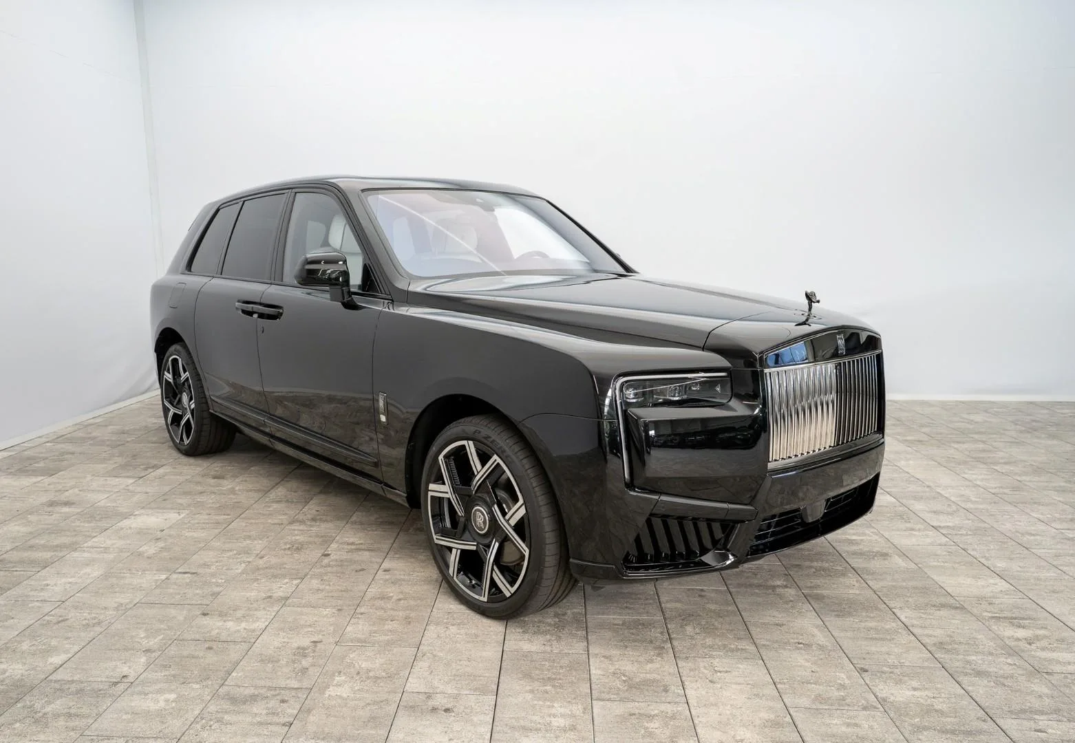 2026 Rolls-Royce Cullinan Series II Black Badge, 10/30