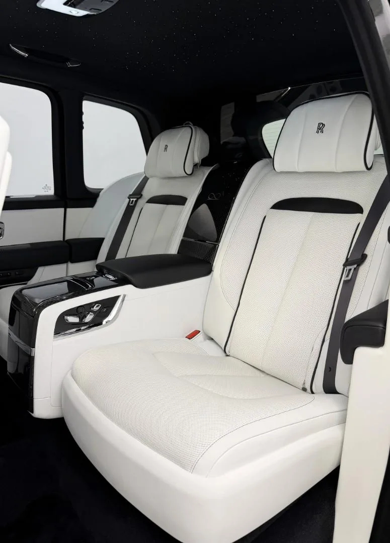 2026 Rolls-Royce Cullinan Series II Black Badge, 23/30
