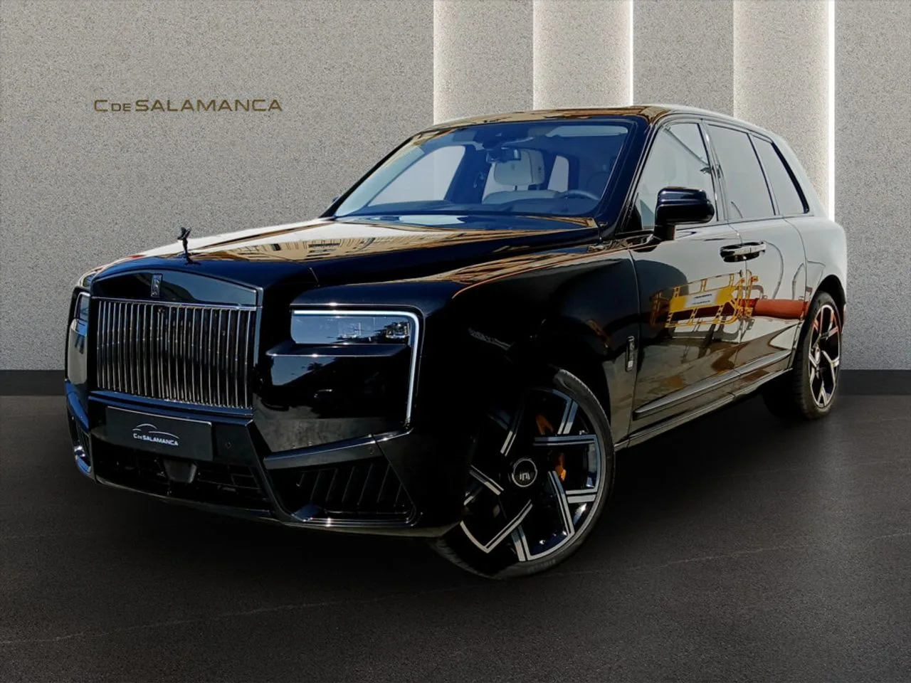 2026 Rolls-Royce Cullinan Series II Black Badge angeboten von einem Fachhändler in Marbella, Hauptfoto
