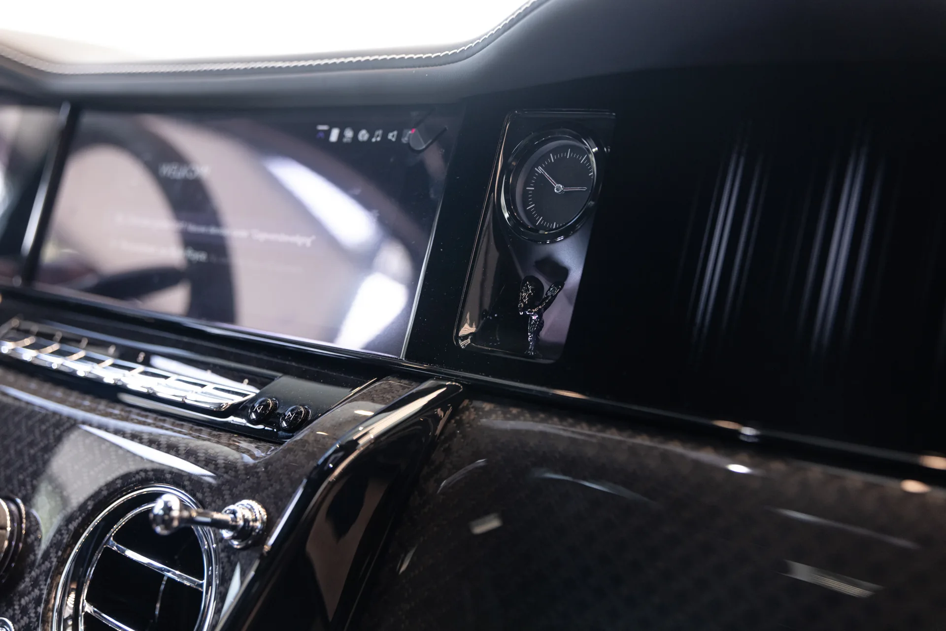 2026 Rolls-Royce Cullinan Series II Black Badge, 16/25
