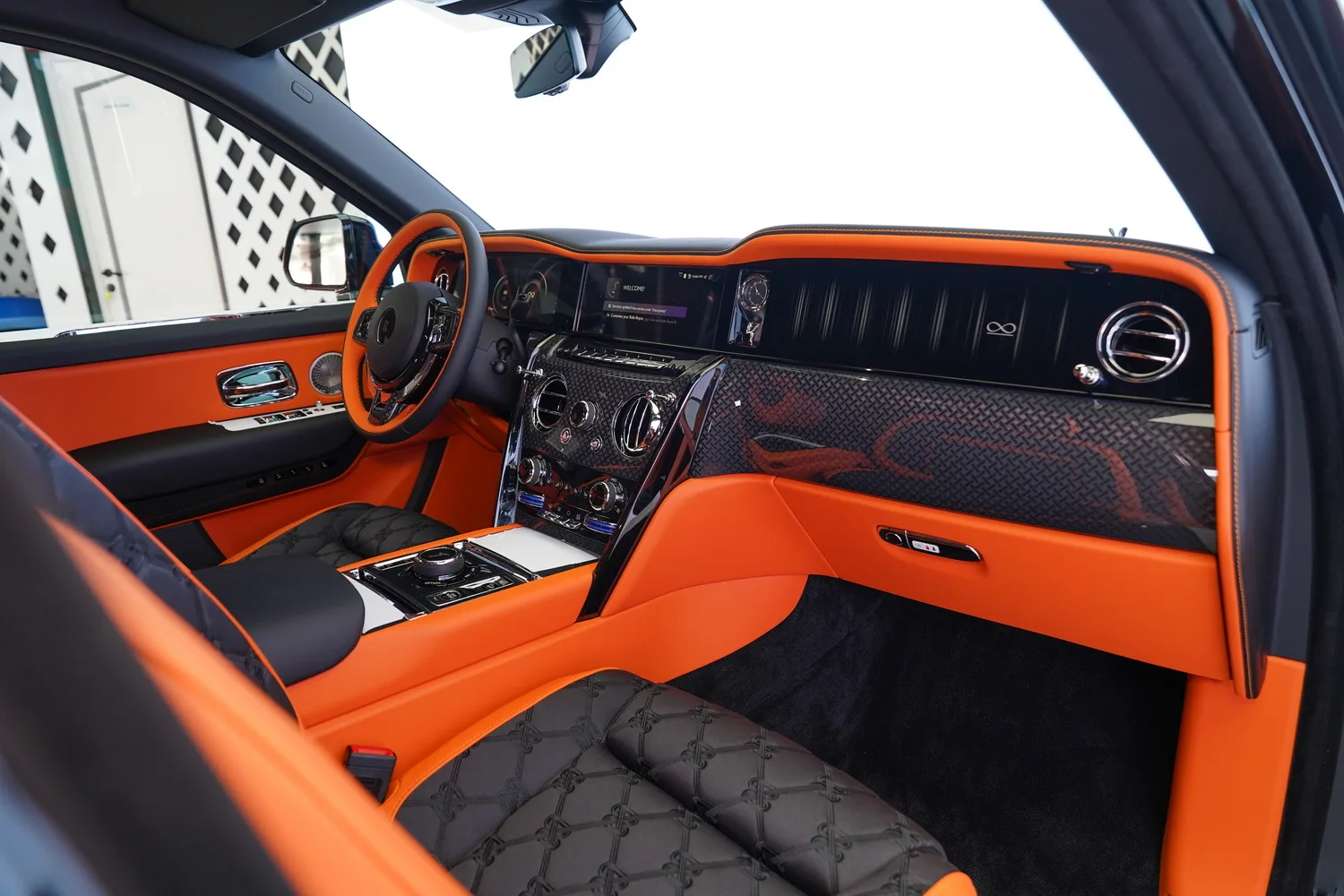 2026 Rolls-Royce Cullinan Series II Black Badge, 17/20