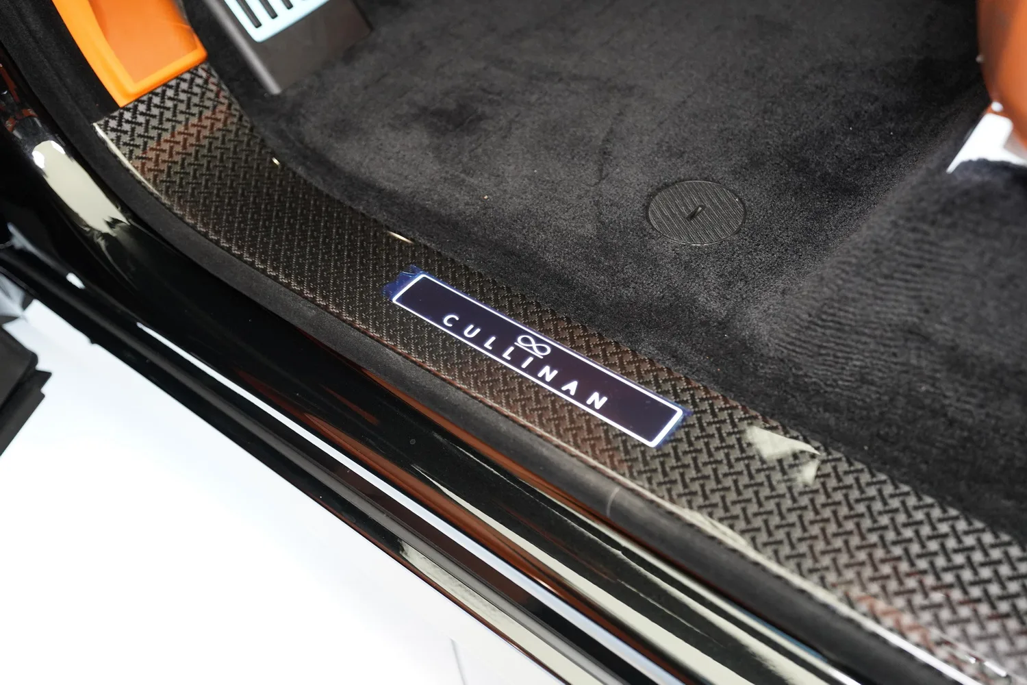 2026 Rolls-Royce Cullinan Series II Black Badge, 10/20
