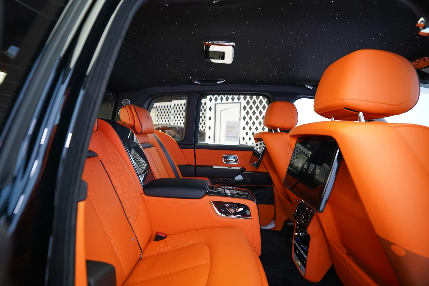 2026 Rolls-Royce Cullinan Series II Black Badge, 12/20