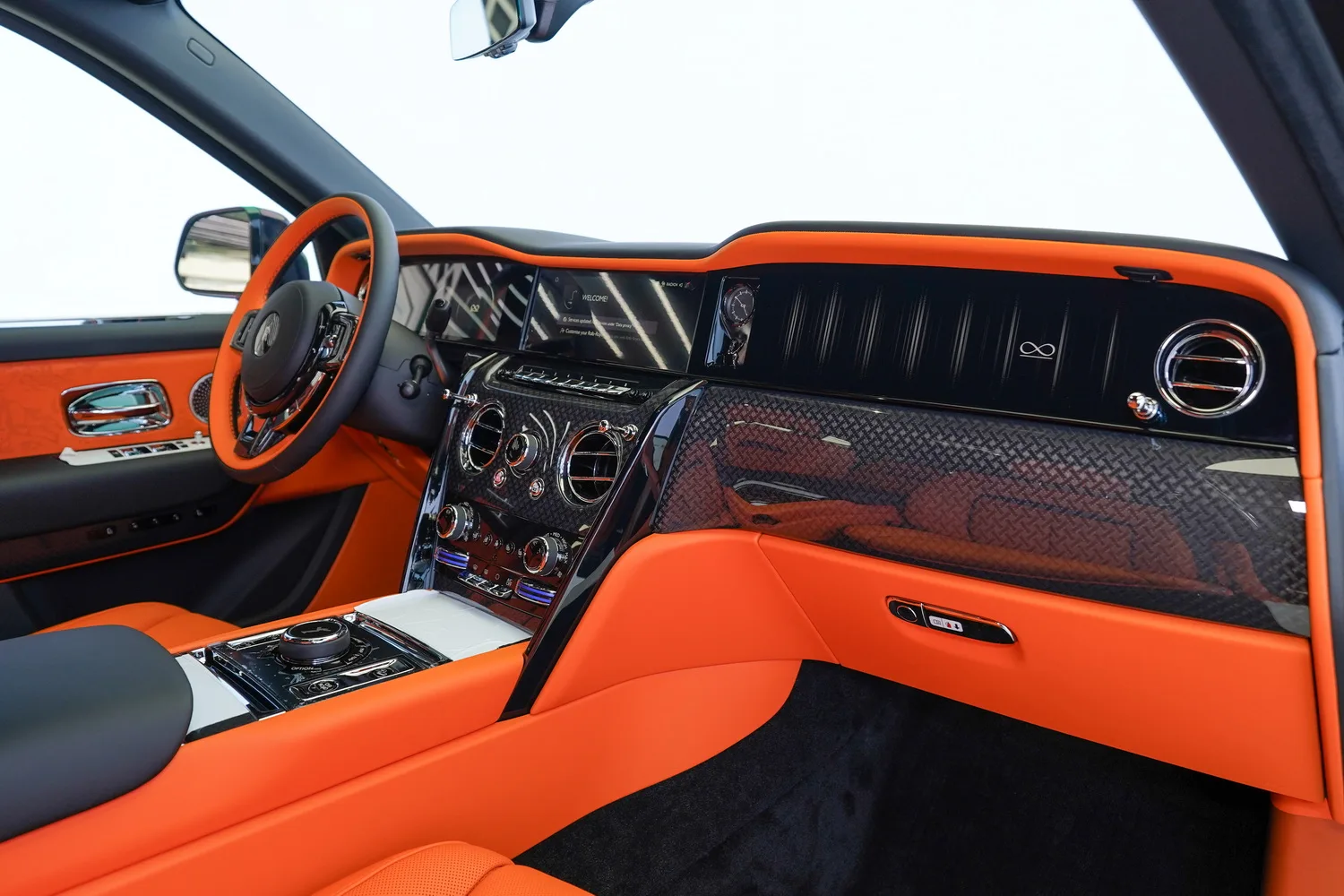 2026 Rolls-Royce Cullinan Series II Black Badge, 13/20