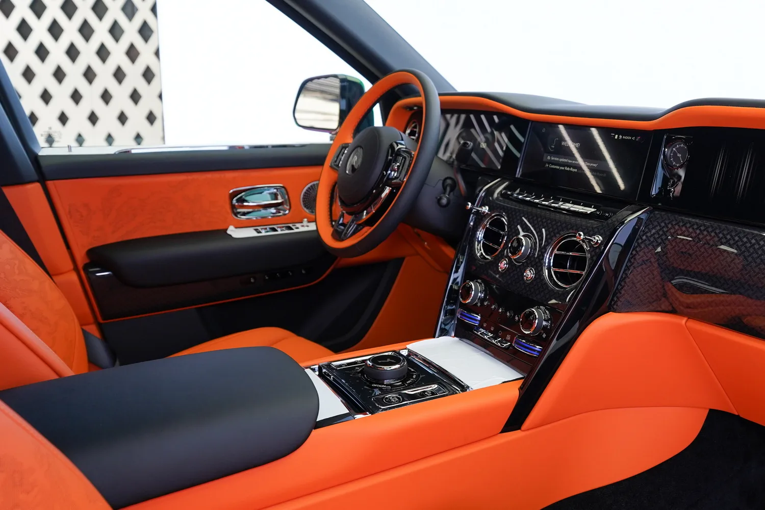 2026 Rolls-Royce Cullinan Series II Black Badge, 14/20