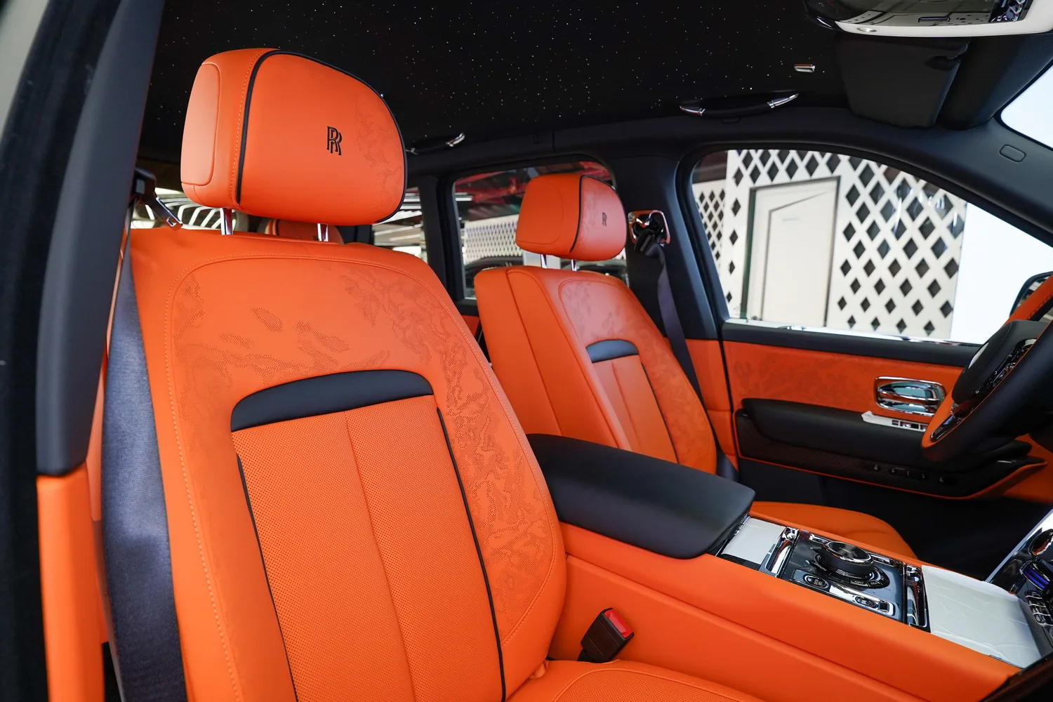 2026 Rolls-Royce Cullinan Series II Black Badge, 15/20