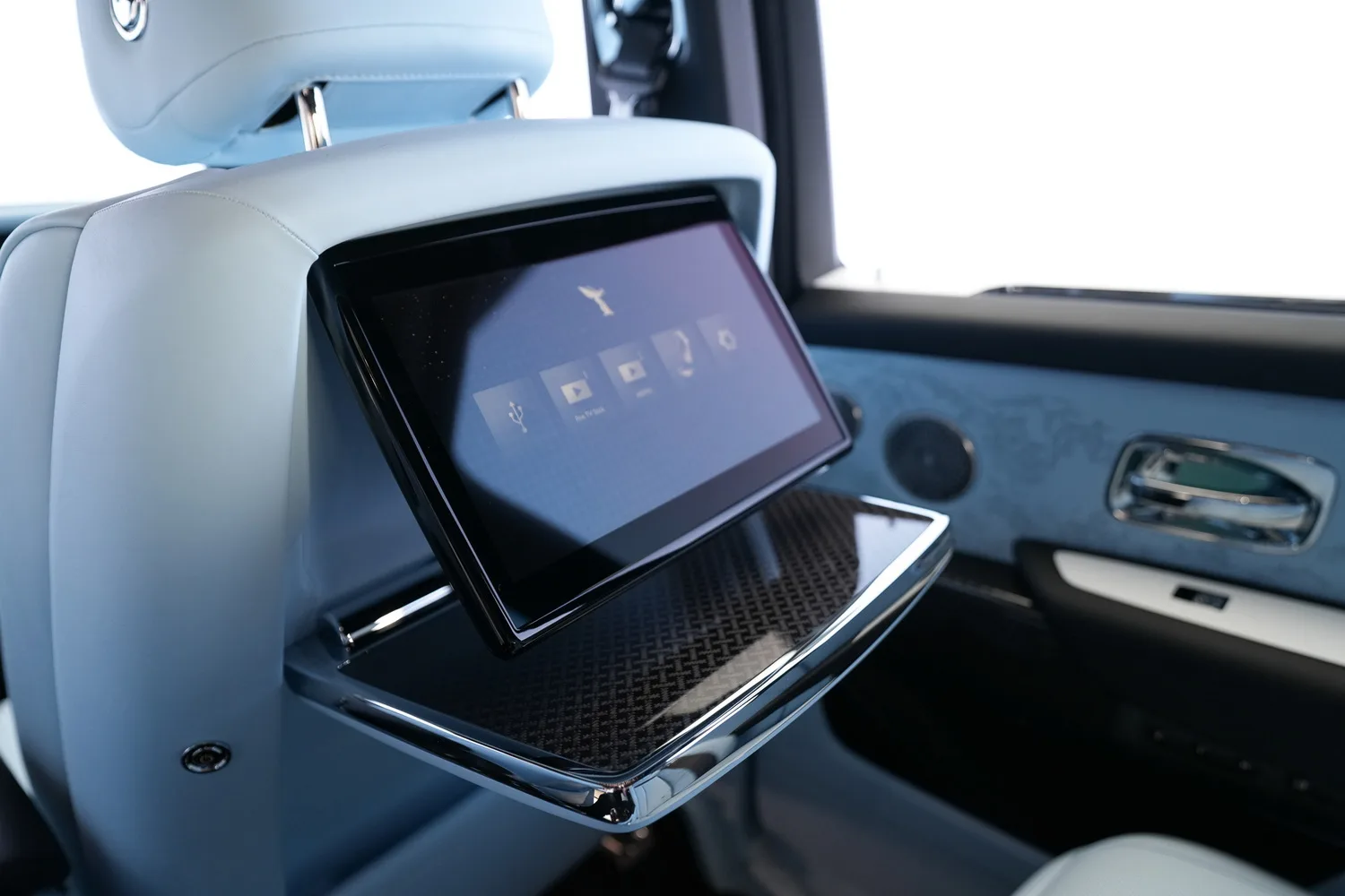 2026 Rolls-Royce Cullinan Series II Black Badge, 12/17