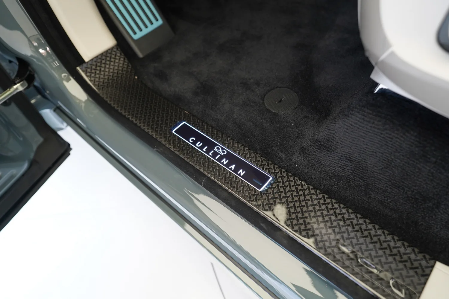 2026 Rolls-Royce Cullinan Series II Black Badge, 8/20