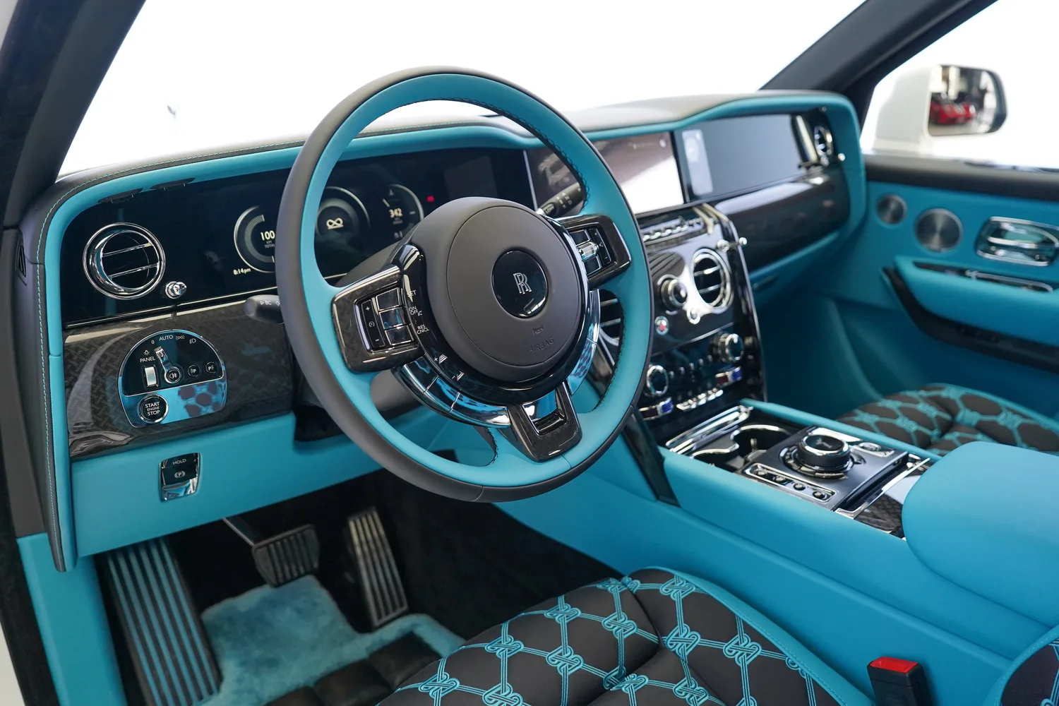 2026 Rolls-Royce Cullinan Series II Black Badge, 9/20