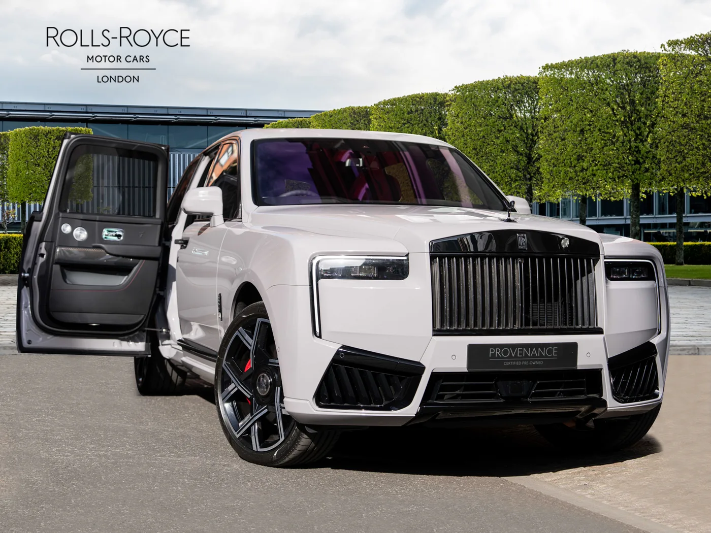 2026 Rolls-Royce Cullinan Black Badge angeboten von einer Vertragshändlergruppe in London, Vereinigtes Königreich, Foto 7 von 25