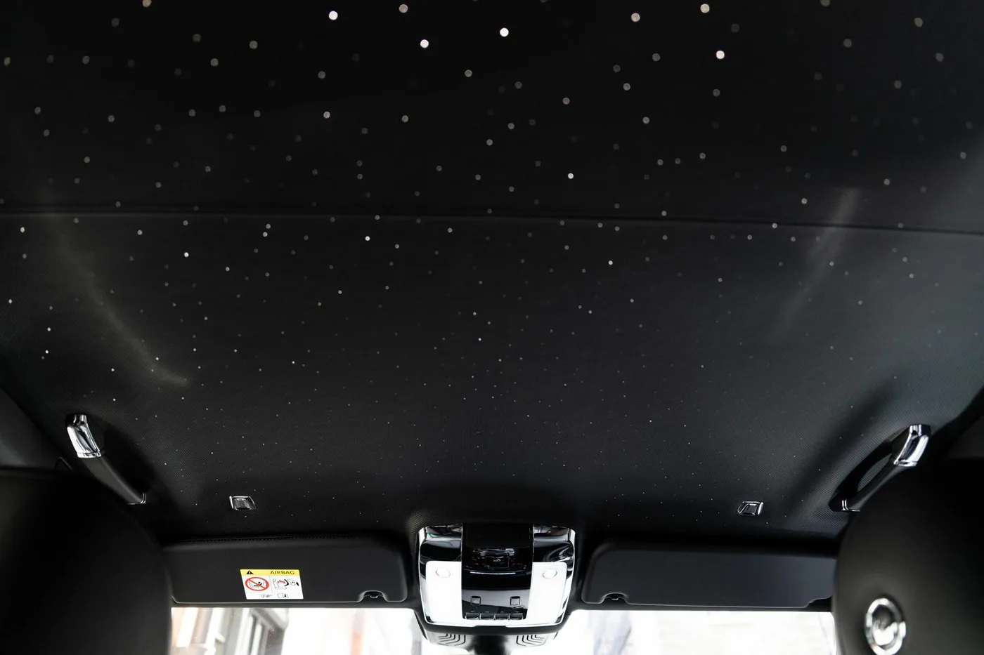 2026 Rolls-Royce Cullinan Black Badge angeboten von einer Vertragshändlergruppe in London, Vereinigtes Königreich, Foto 11 von 25