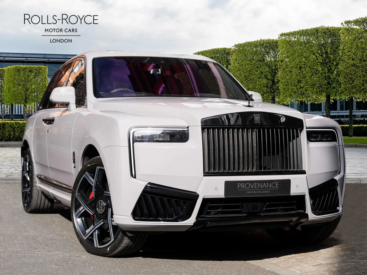 2026 Rolls-Royce Cullinan Black Badge angeboten von einer Vertragshändlergruppe in London, Vereinigtes Königreich, Foto 15 von 25