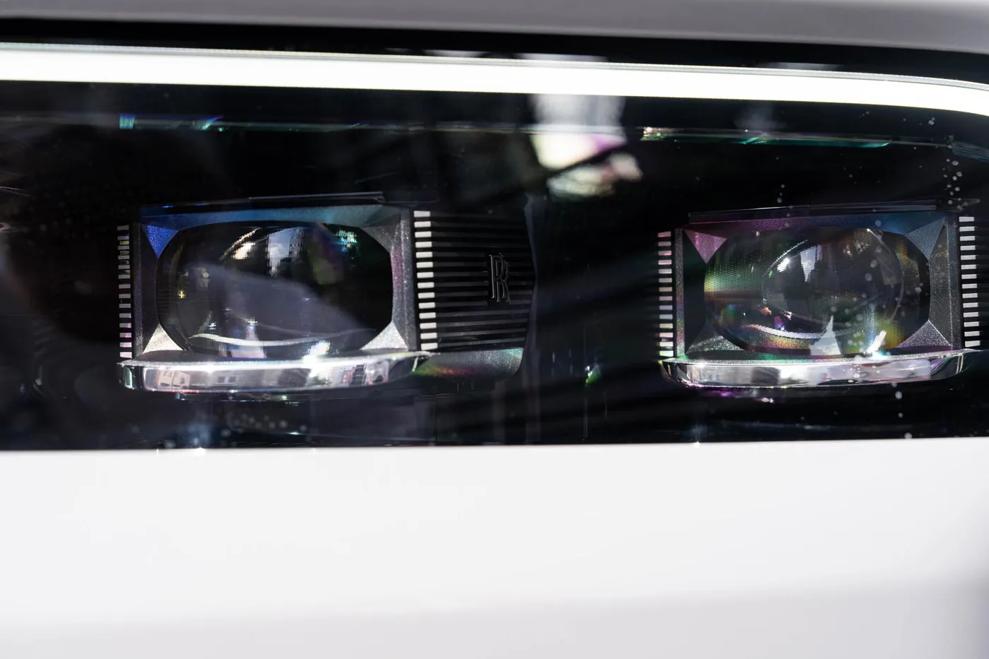 2026 Rolls-Royce Cullinan Black Badge angeboten von einer Vertragshändlergruppe in London, Vereinigtes Königreich, Foto 23 von 25