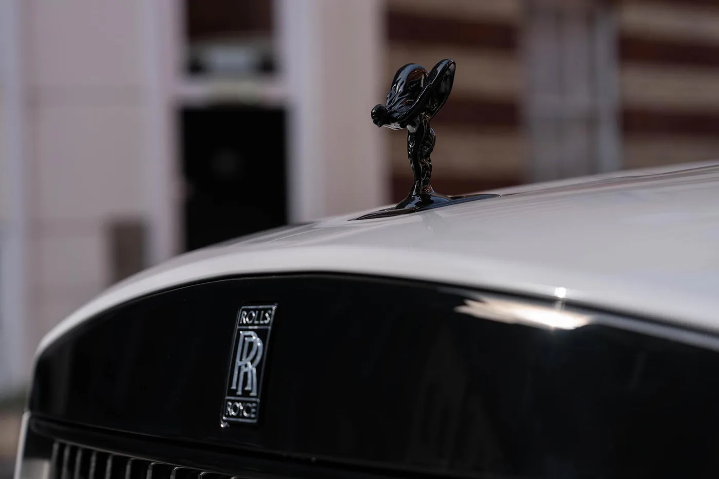 2026 Rolls-Royce Cullinan Black Badge angeboten von einer Vertragshändlergruppe in London, Vereinigtes Königreich, Foto 24 von 25