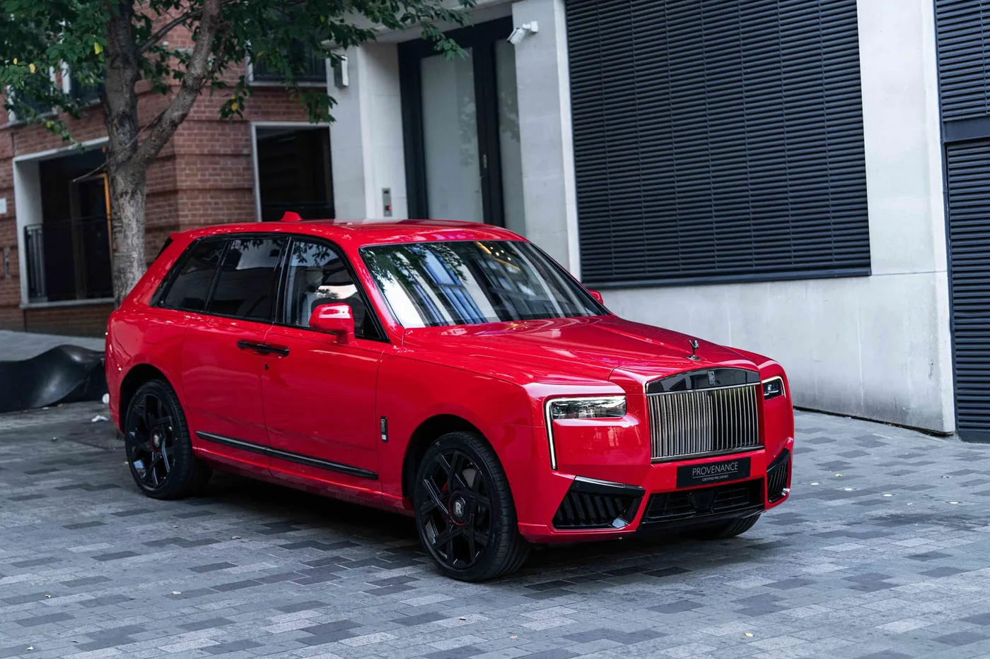 2026 Rolls-Royce Cullinan Series II Black Badge offered by a franchised dealer group in London, United Kingdom, photo 14 of 25