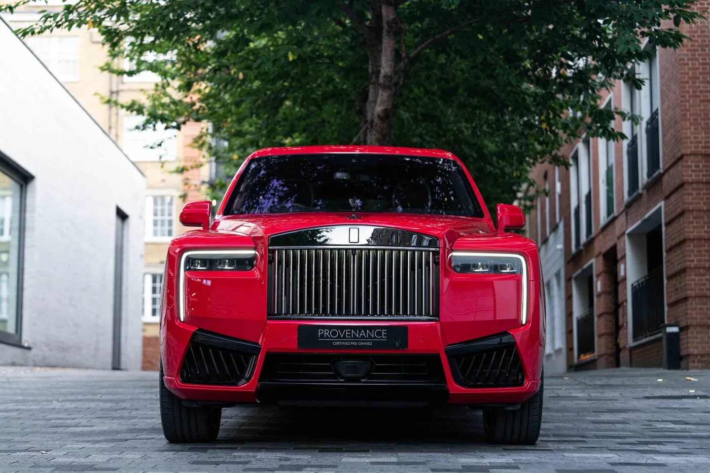 2026 Rolls-Royce Cullinan Series II Black Badge offered by a franchised dealer group in London, United Kingdom, photo 15 of 25