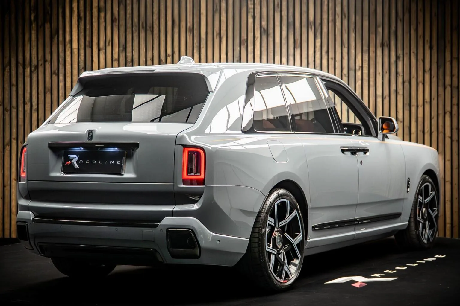 2026 Rolls-Royce Cullinan Series II Black Badge, 4/30