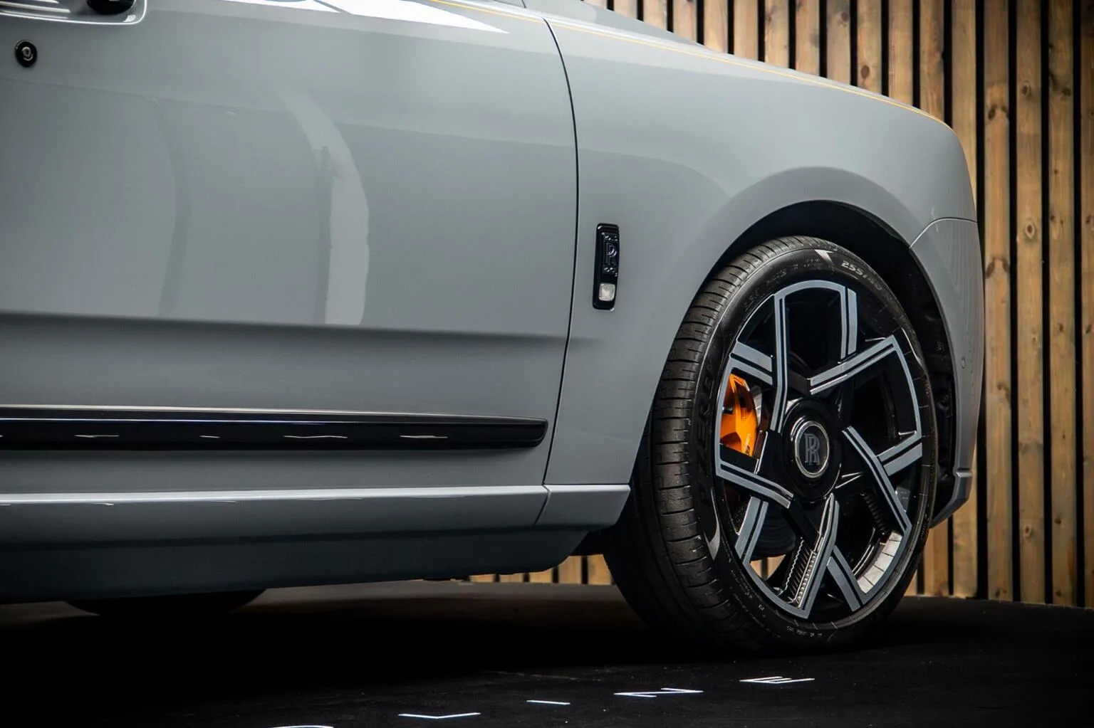 2026 Rolls-Royce Cullinan Series II Black Badge, 13/30