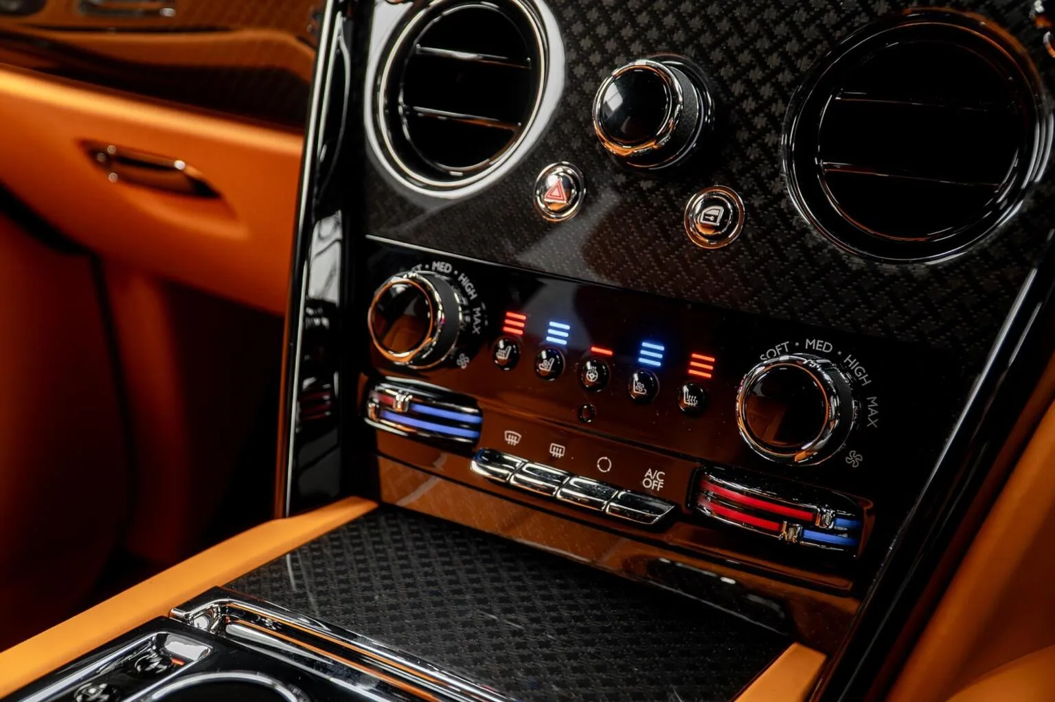 2026 Rolls-Royce Cullinan Series II Black Badge, 29/30