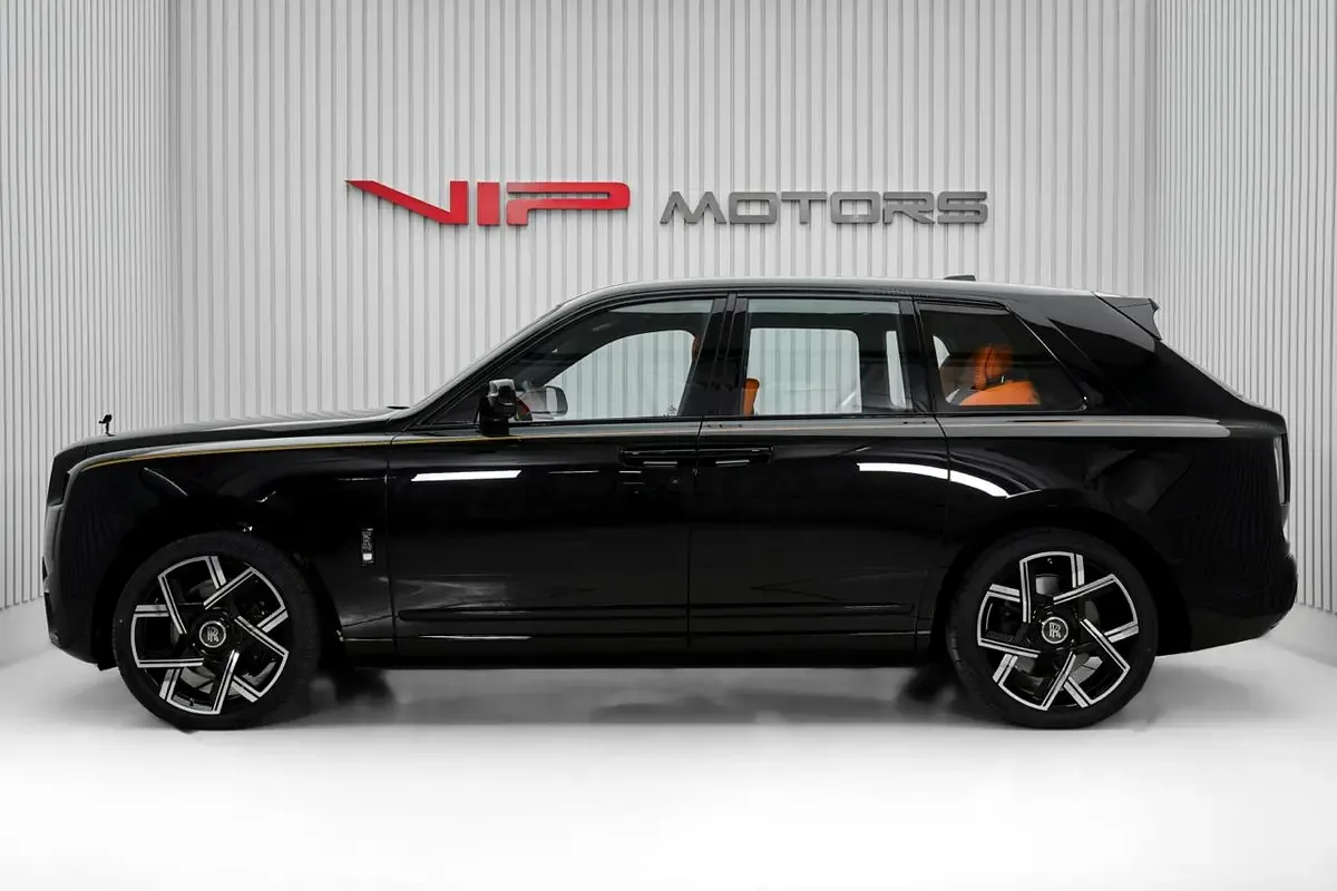 2026 Rolls-Royce Cullinan Series II Black Badge, 7/14