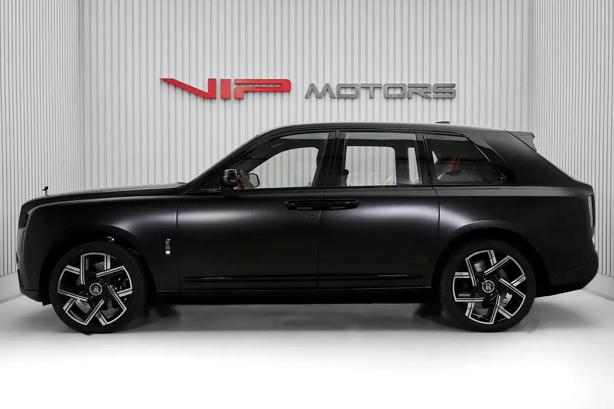 2026 Rolls-Royce Cullinan Series II Black Badge, 7/15