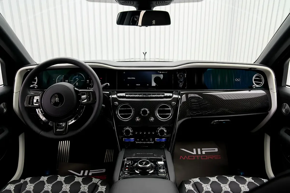 2026 Rolls-Royce Cullinan Series II Black Badge, 12/14