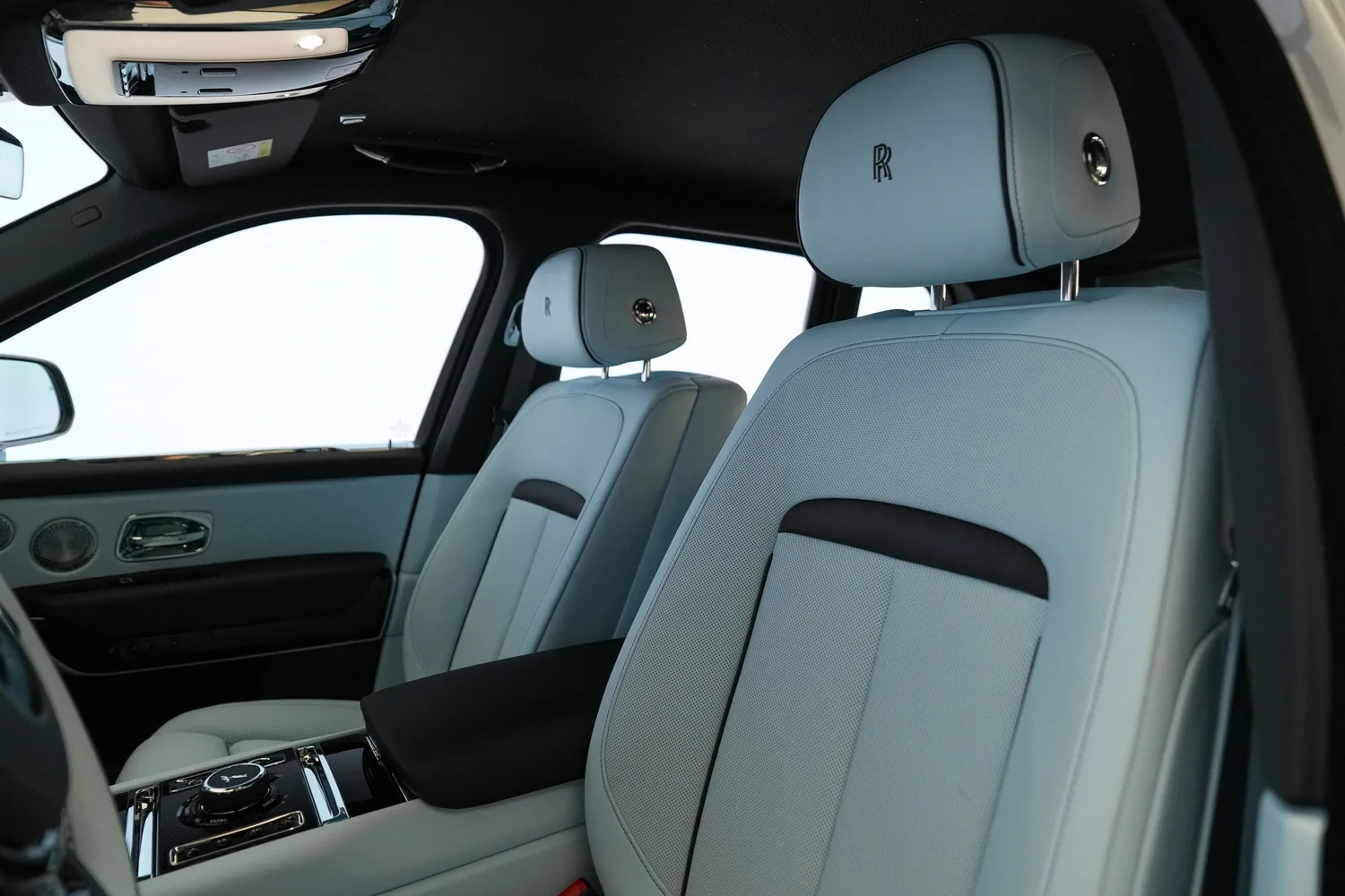 2026 Rolls-Royce Cullinan Series II, 5/17