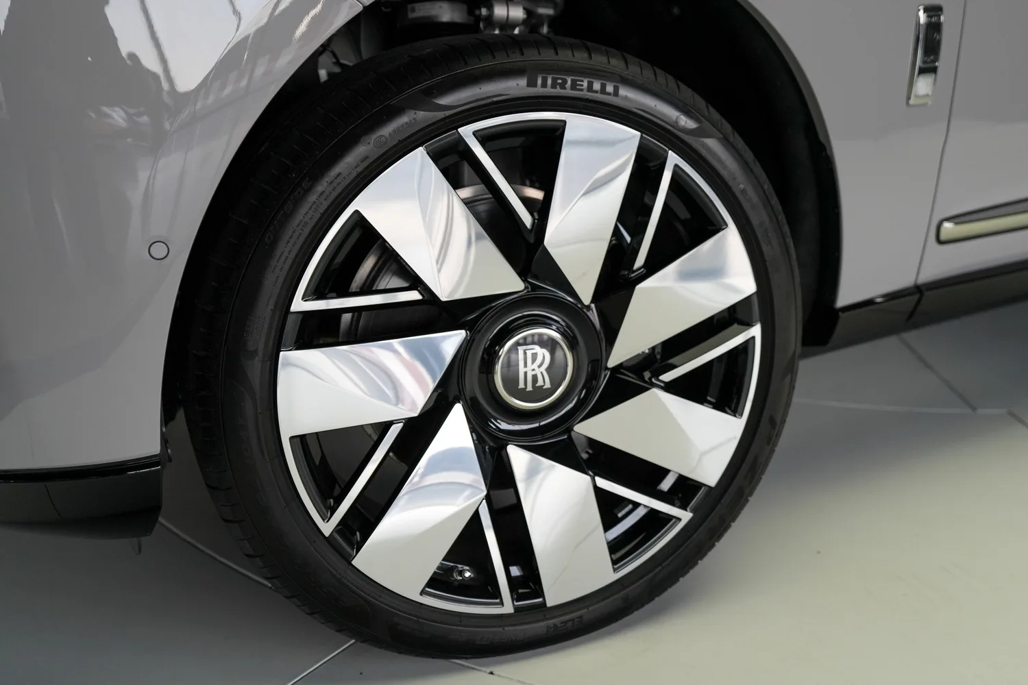 2026 Rolls-Royce Cullinan Series II, 17/17