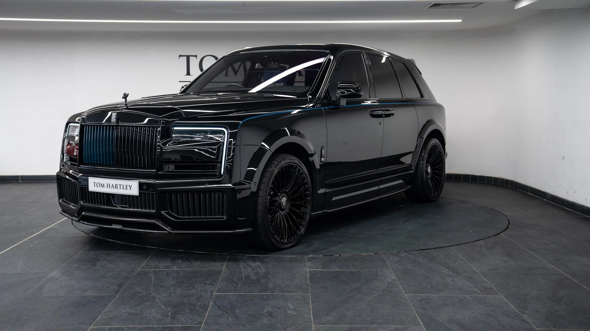 2026 Rolls-Royce Cullinan Series II Urban Widetrack, 3/30