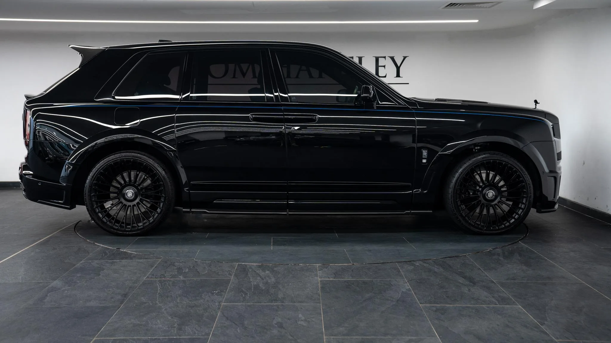 2026 Rolls-Royce Cullinan Series II Urban Widetrack, 8/30