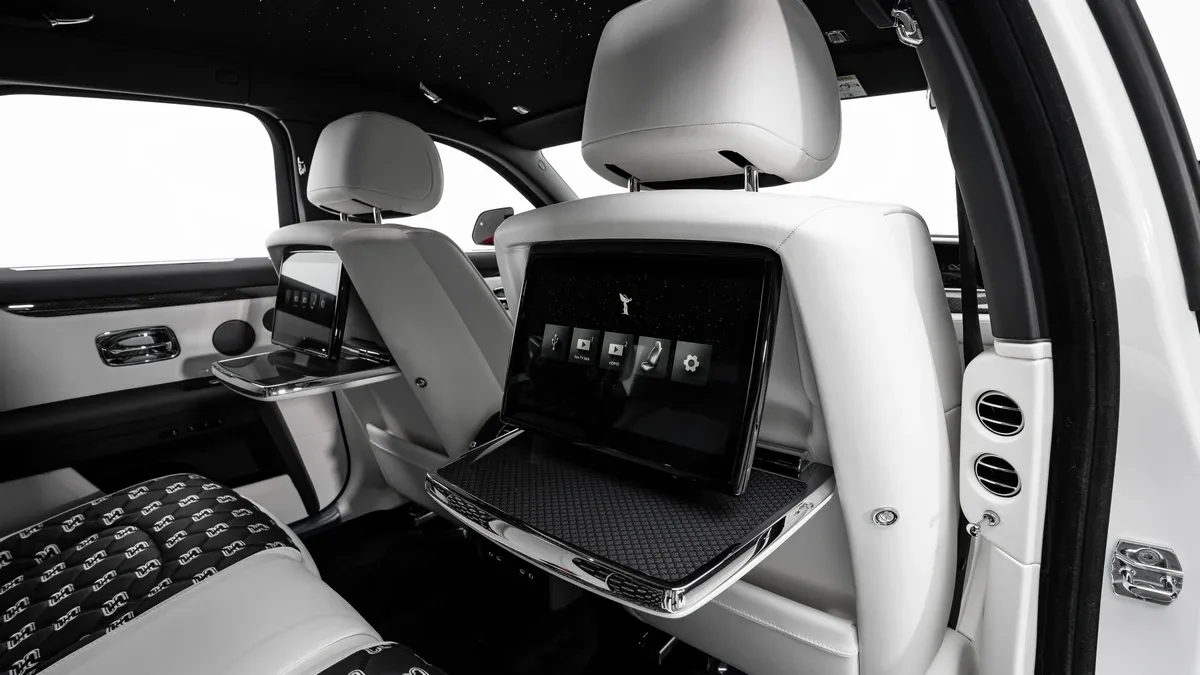 2026 Rolls-Royce Ghost Black Badge offered by a specialist dealer in Dubai, United Arab Emirates, photo 23 of 25