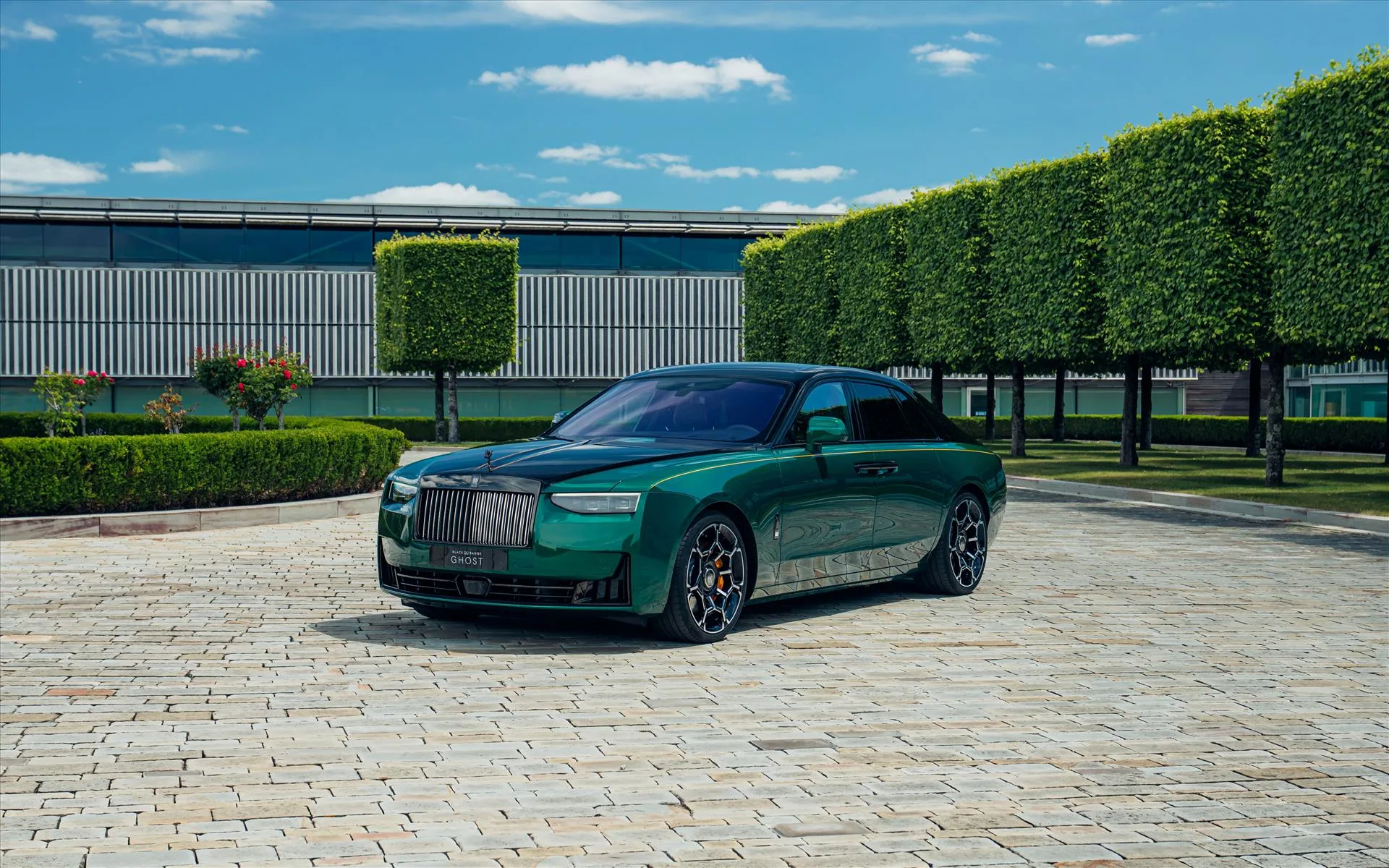 2026 Rolls-Royce Ghost Series II Black Badge proposta da un concessionario specializzato a Eindhoven, Paesi Bassi, foto principale