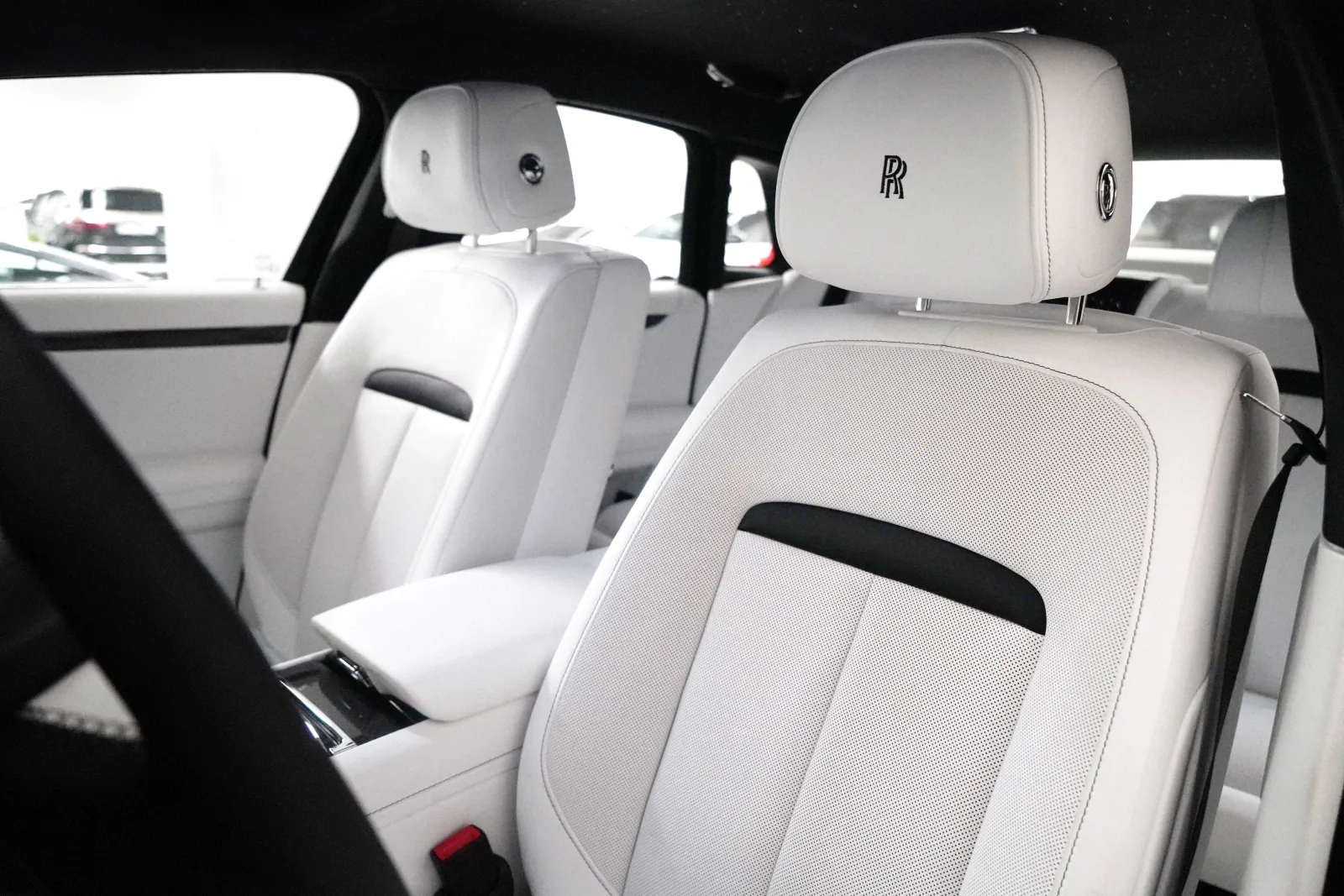 2026 Rolls-Royce Ghost Series II Black Badge, 10/14