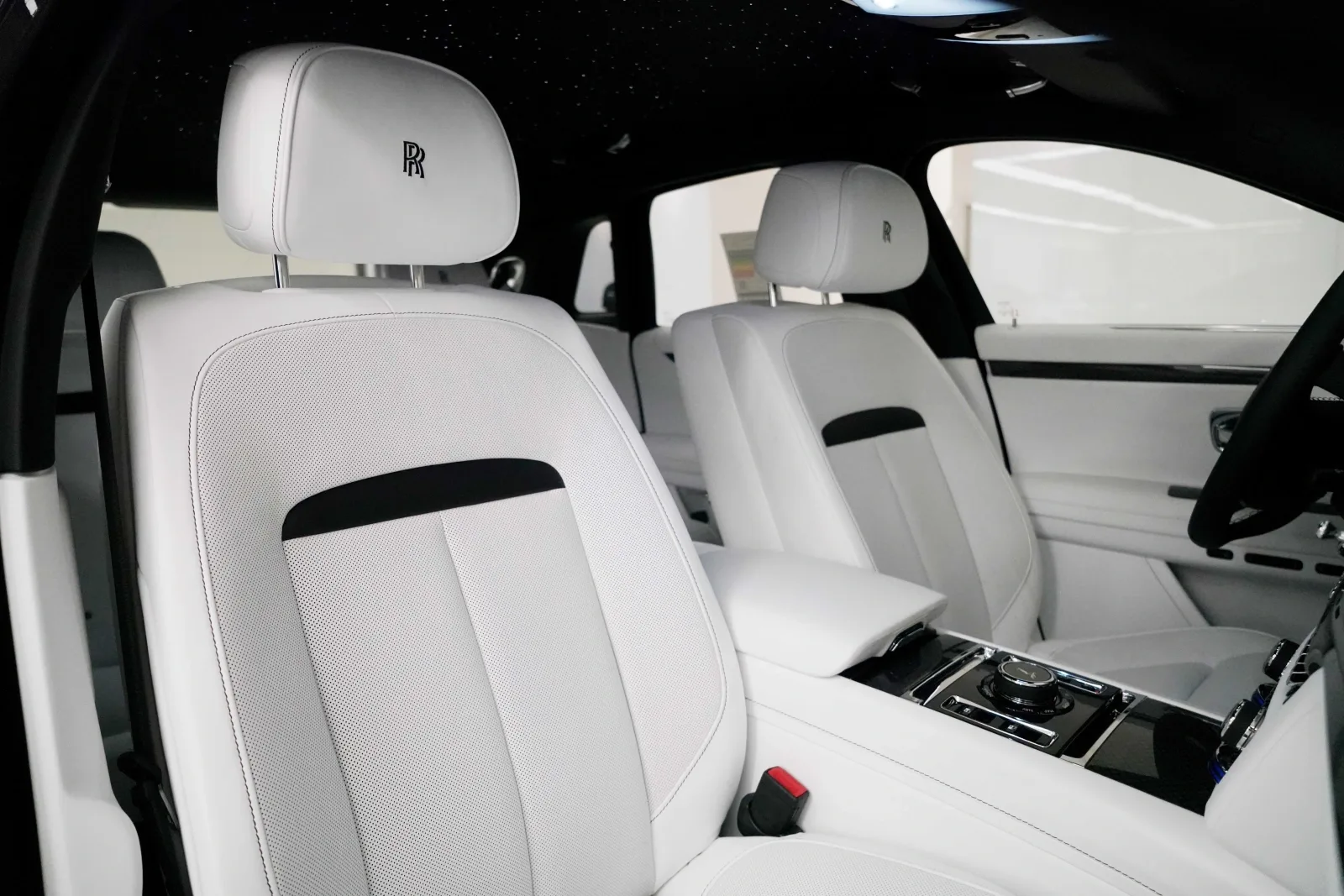 2026 Rolls-Royce Ghost Series II Black Badge, 11/14