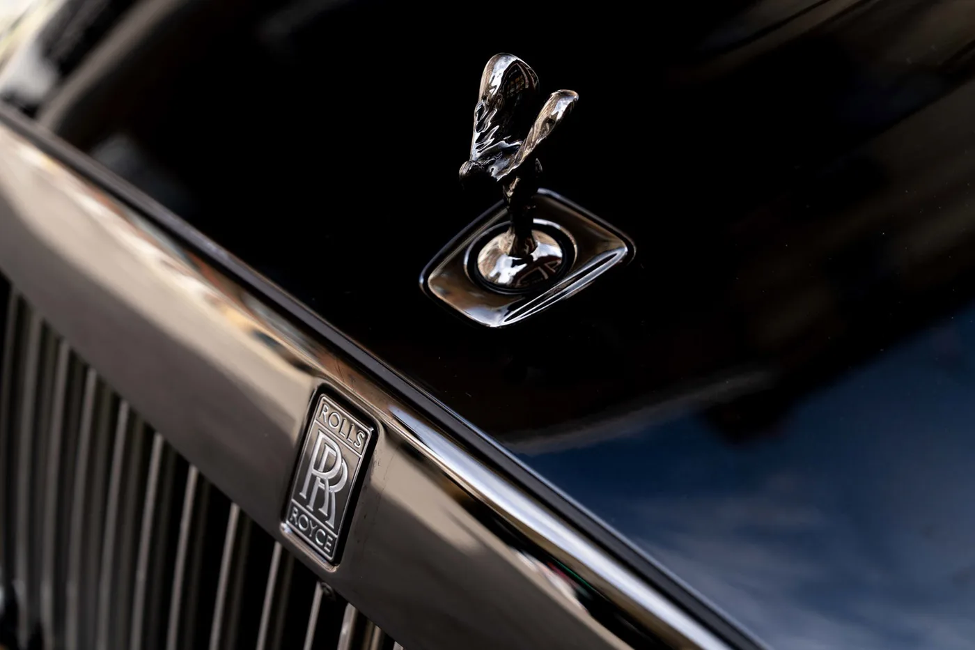 2026 Rolls-Royce Ghost Black Badge angeboten von einer Vertragshändlergruppe in London, Vereinigtes Königreich, Foto 21 von 25