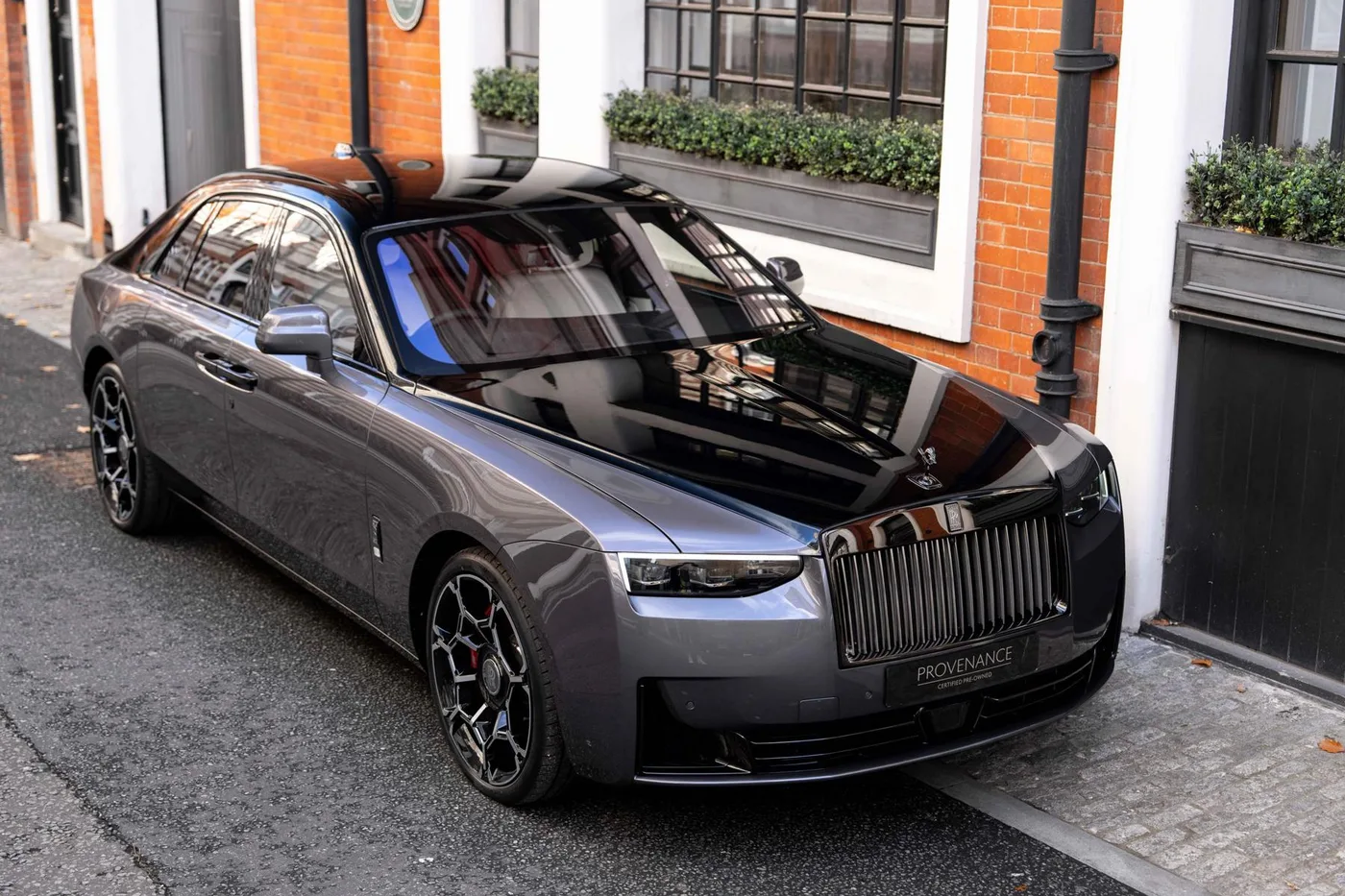 2026 Rolls-Royce Ghost Series II Black Badge angeboten von einer Vertragshändlergruppe in London, Vereinigtes Königreich, Foto 13 von 25