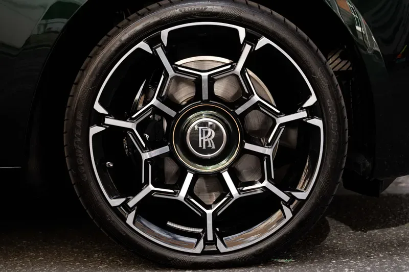 2026 Rolls-Royce Ghost Series II Black Badge, 10/30