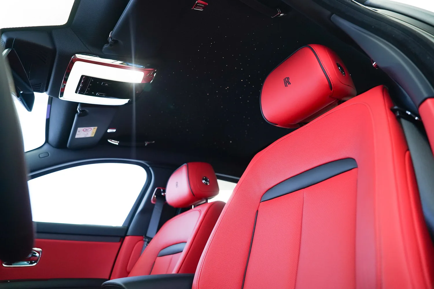2026 Rolls-Royce Ghost Series II Extended, 3/18