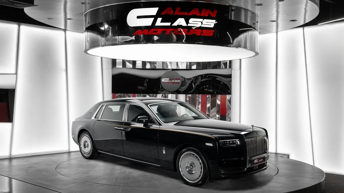 2026 Rolls-Royce Phantom Extended angeboten von einem Fachhändler in Dubai, Vereinigte Arabische Emirate, Hauptfoto