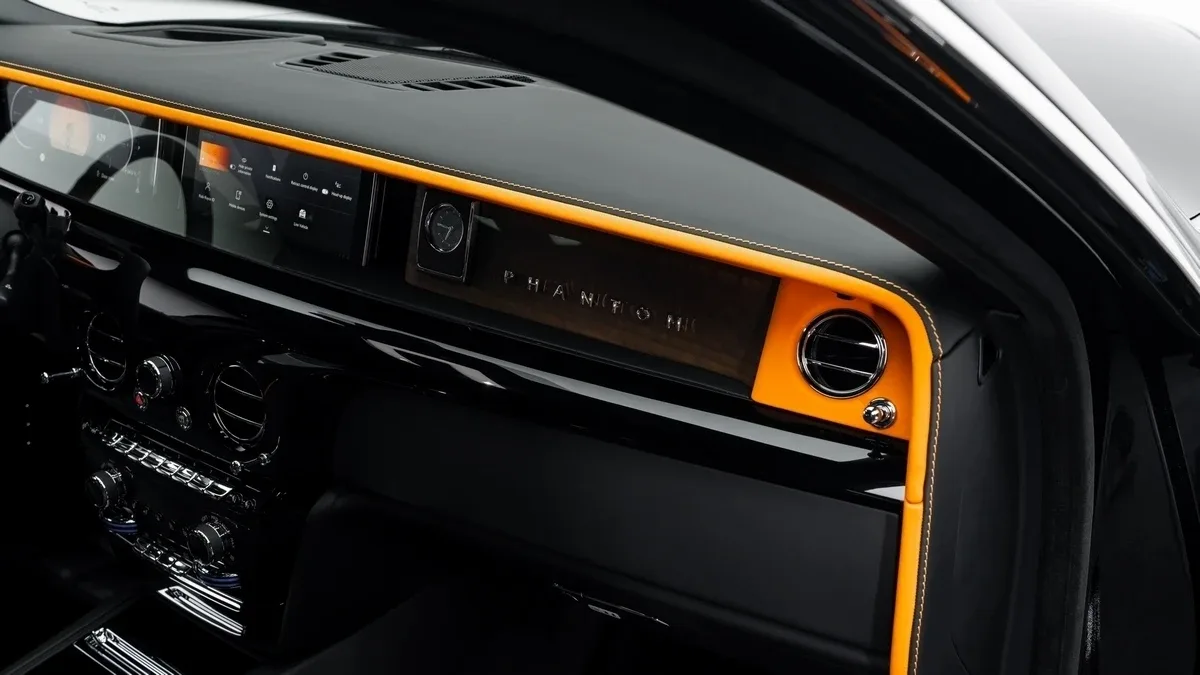 2026 Rolls-Royce Phantom Extended angeboten von einem Fachhändler in Dubai, Vereinigte Arabische Emirate, Foto 20 von 25