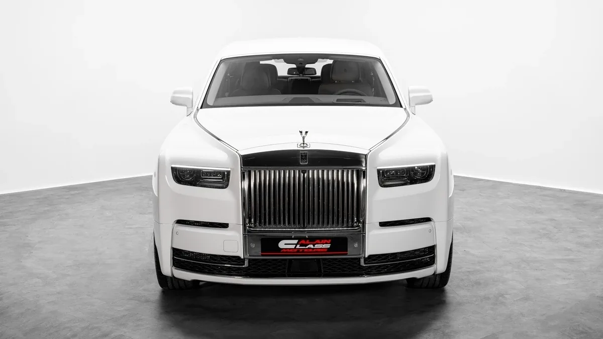 2026 Rolls-Royce Phantom Extended proposée par un concessionnaire spécialisé à Dubai, Émirats arabes unis, photo 4 sur 25