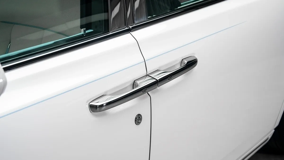 2026 Rolls-Royce Phantom Extended angeboten von einem Fachhändler in Dubai, Vereinigte Arabische Emirate, Foto 9 von 25