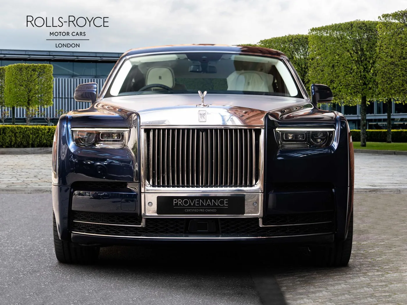 2026 Rolls-Royce Phantom Extended angeboten von einer Vertragshändlergruppe in London, Vereinigtes Königreich, Foto 7 von 25