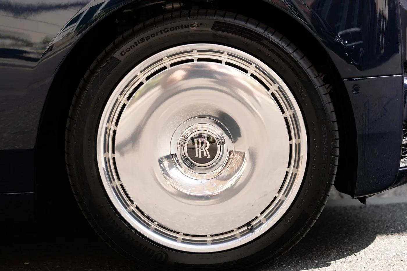 2026 Rolls-Royce Phantom Extended angeboten von einer Vertragshändlergruppe in London, Vereinigtes Königreich, Foto 11 von 25
