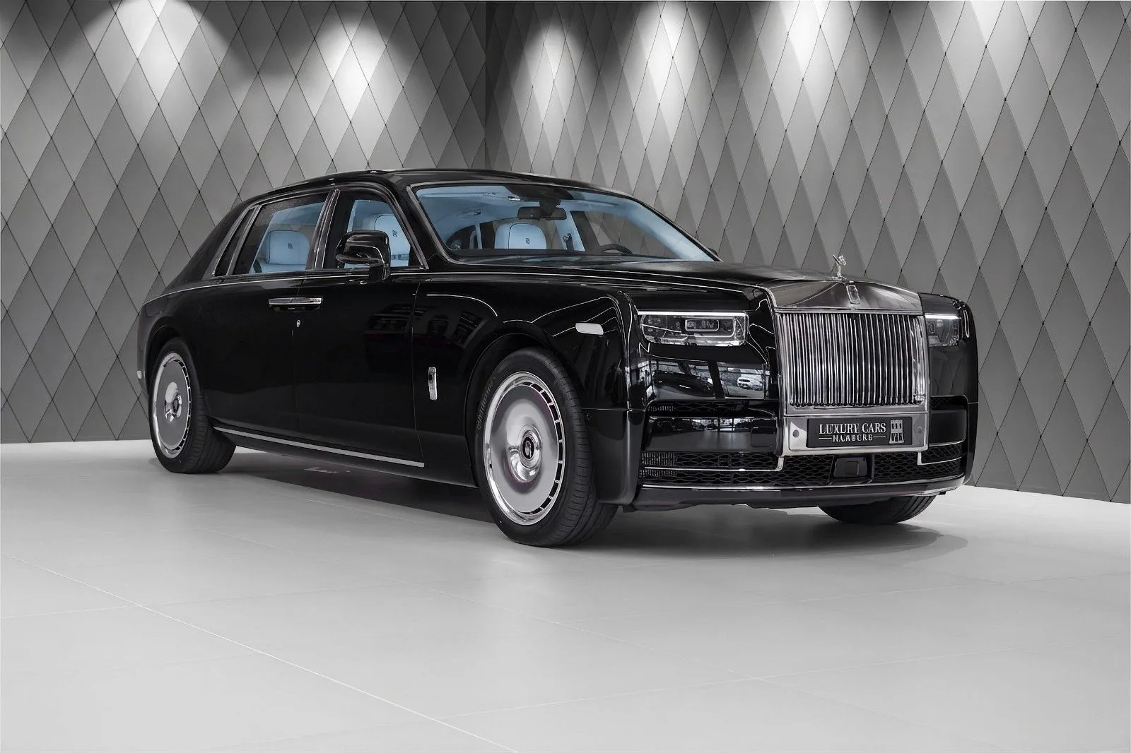 2026 Rolls-Royce Phantom Extended angeboten von einem Supersportwagenhändler in Schenefeld, Deutschland, Hauptfoto