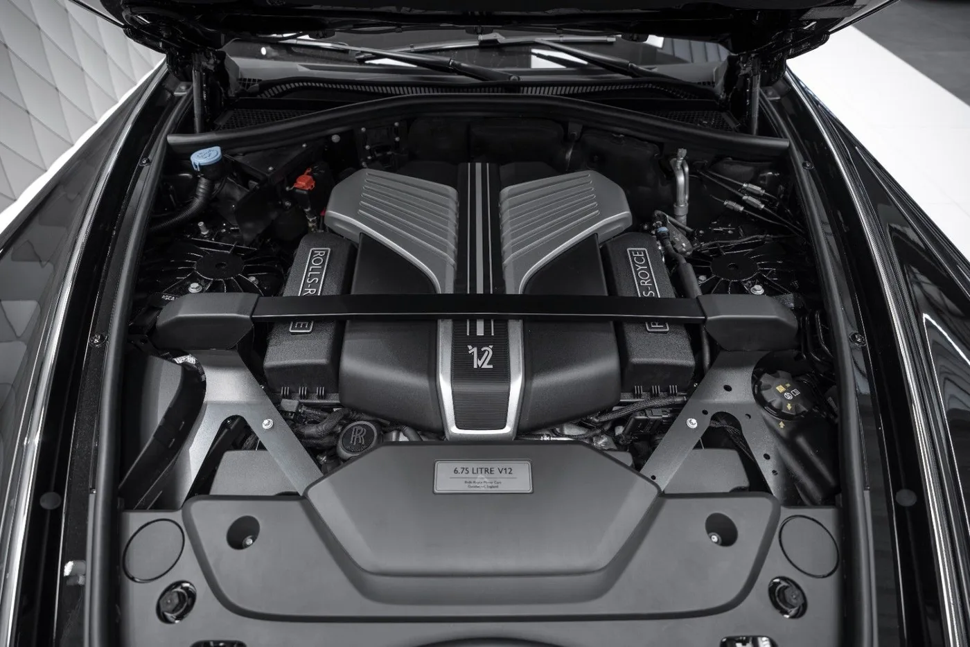2026 Rolls-Royce Phantom Extended angeboten von einem Supersportwagenhändler in Schenefeld, Deutschland, Foto 14 von 14