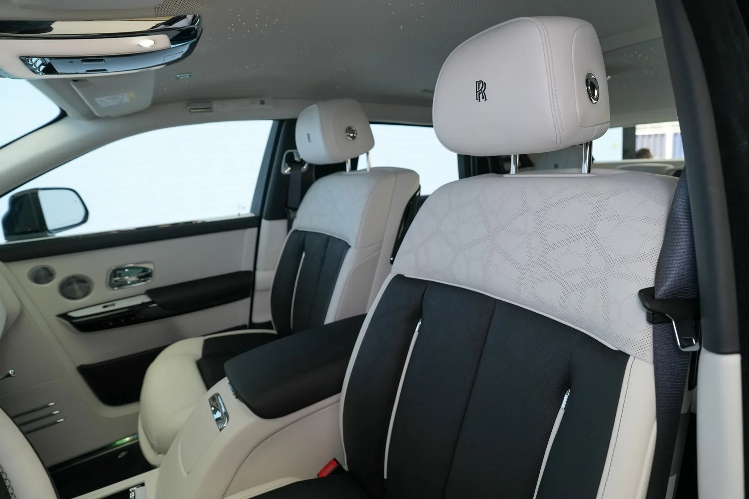 2026 Rolls-Royce Phantom Extended, 19/20