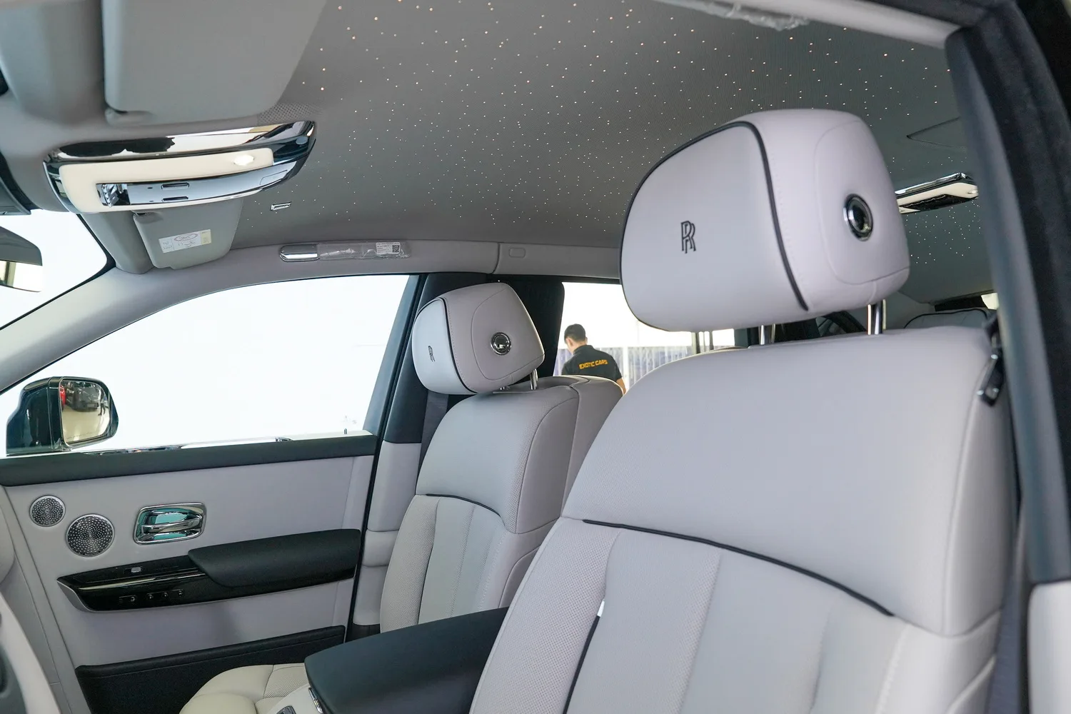 2026 Rolls-Royce Phantom Extended, 10/19